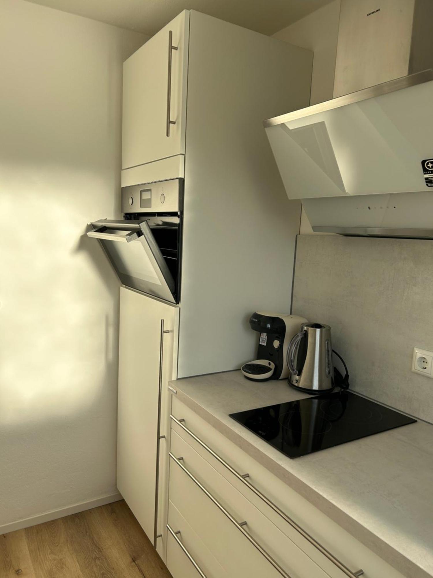 Schoene 1-Zimmer Wohnung Am Bahnhof 2 Parkplaetze Sonthofen Buitenkant foto